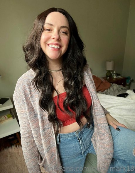 skye marx13 onlyfans sexy