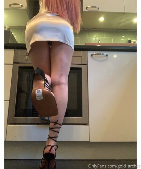 solesofgolduk pics onlyfans