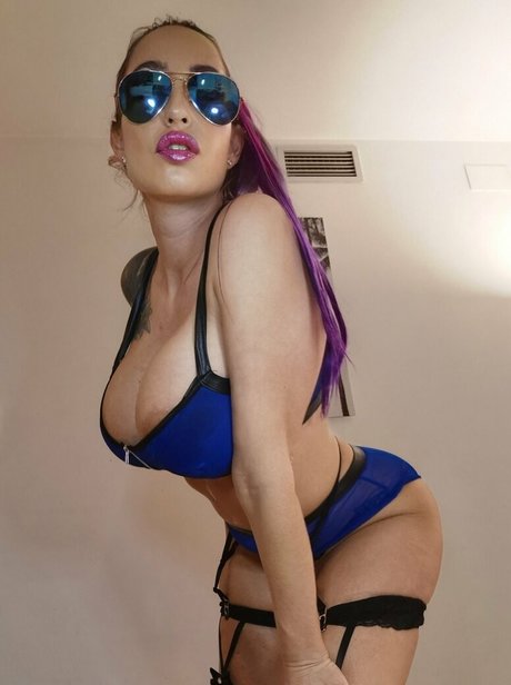 sophieevans onlyfans leaks