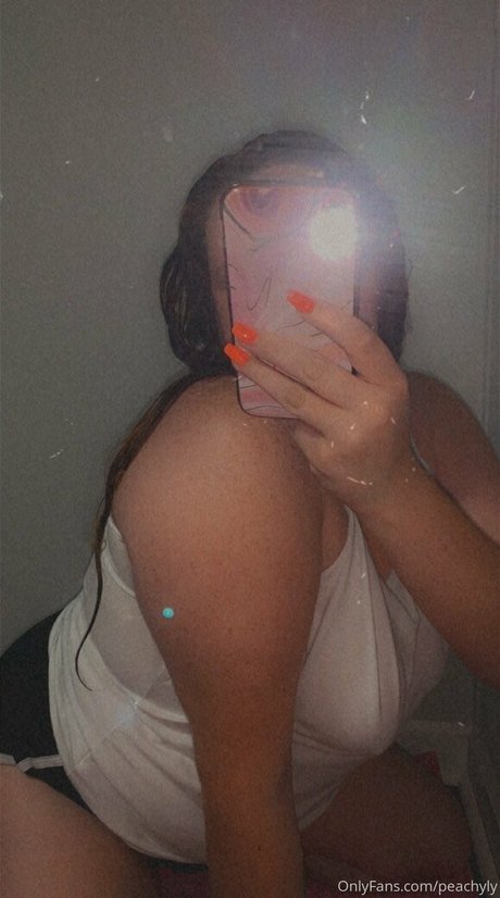 anime babe onlyfans hot sexy selfie