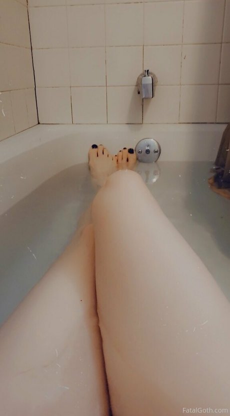 fatalgothfree onlyfans leaj