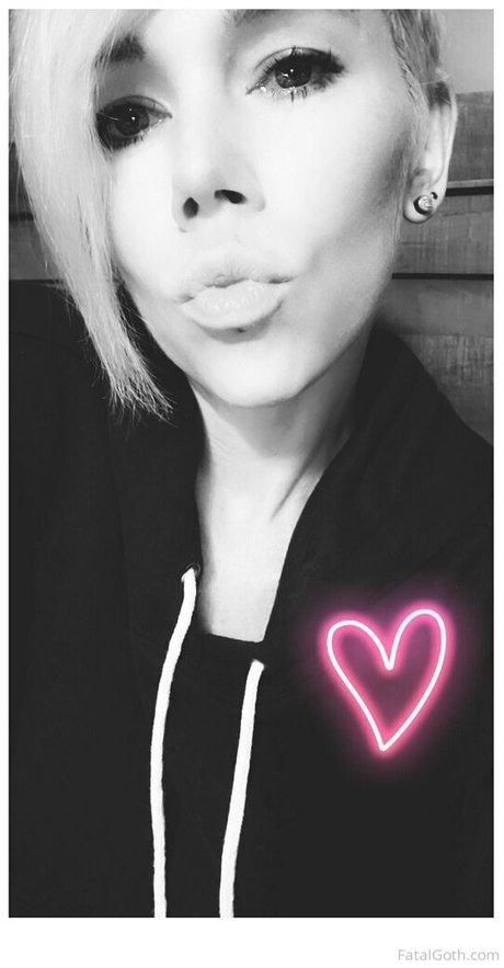 fatalgothfree onlyfans nude pictures