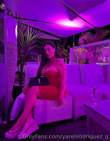 yarelirodriguez g onlyfans leak nude