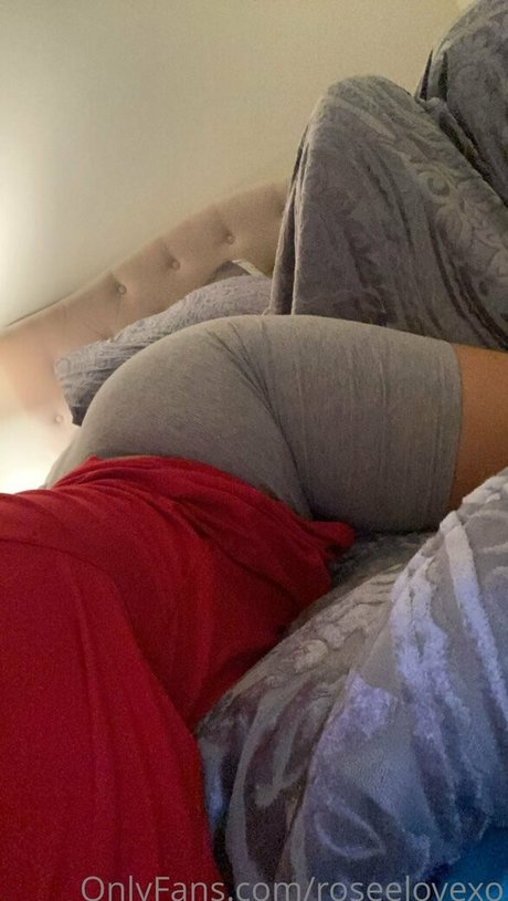 roseelovexo onlyfans sex