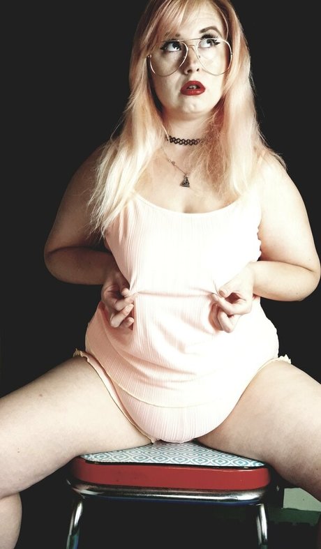 freeknockers420  view