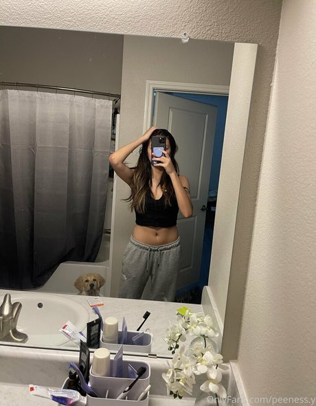 peeness y onlyfans naked