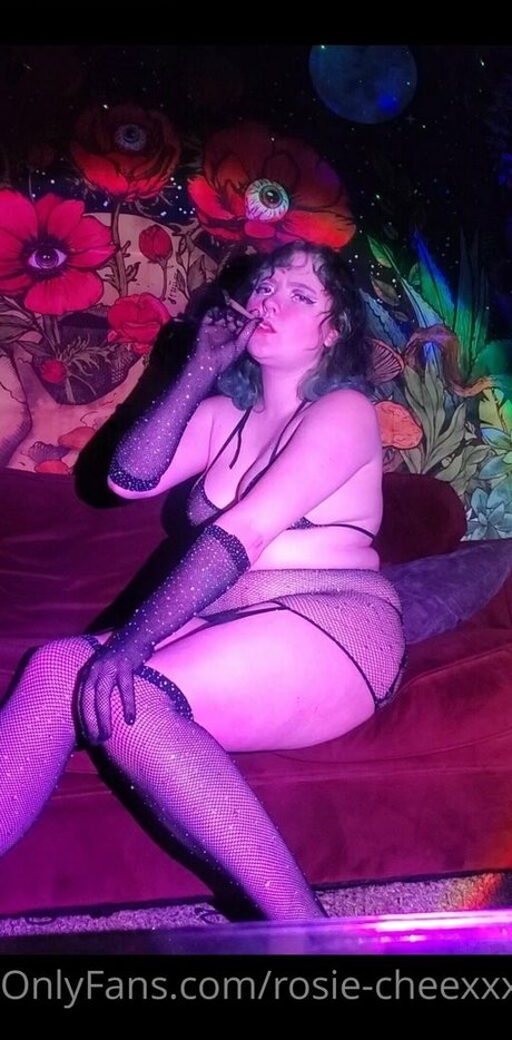 rosie cheexxx onlyfans nudes porn