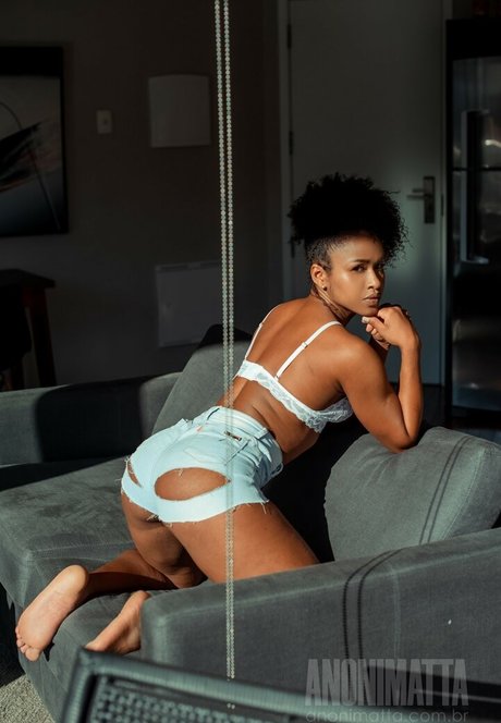 Naiara Rodrigues onlyfans sextape leak