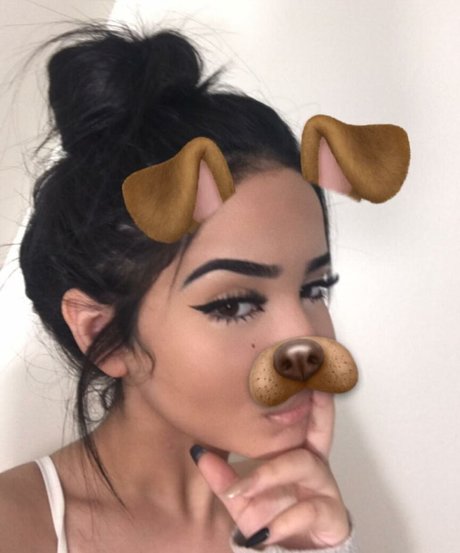 Genatg_ onlyfans model photo