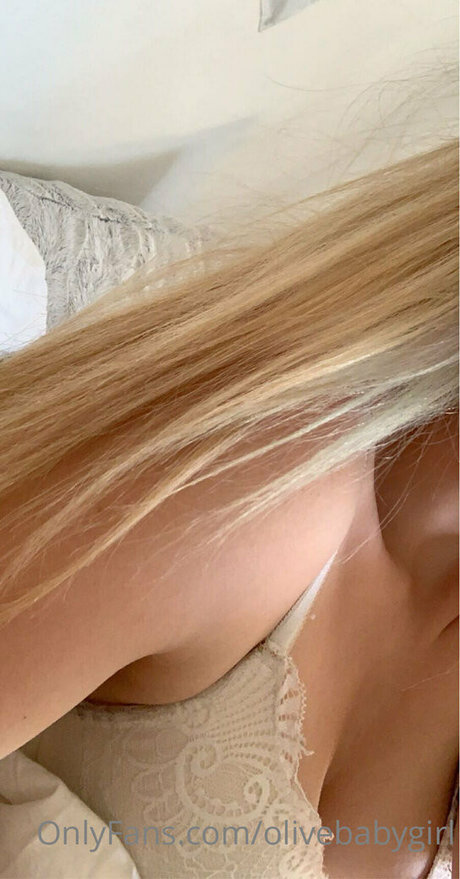 olivebabyyyyy onlyfans nude photos