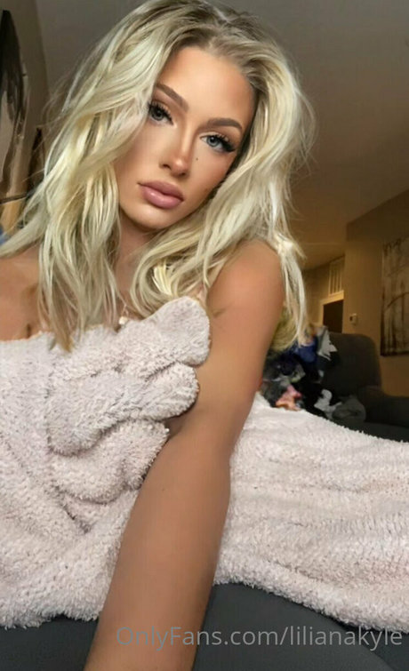 lilianakyle onlyfans model photo