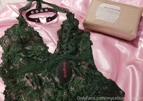 mycelium mother nude onlyfans leak