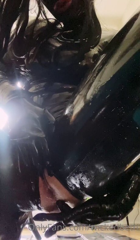 Wicked Beth onlyfans naked