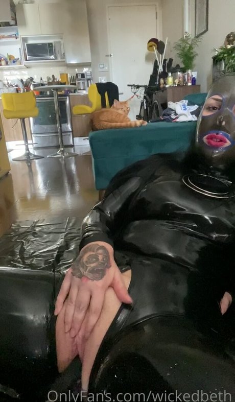 Wicked Beth onlyfans free