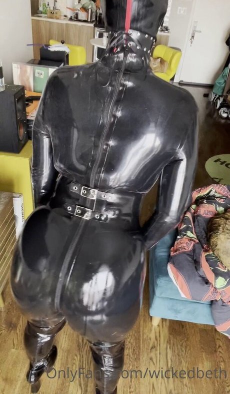 Wicked Beth porn only fans