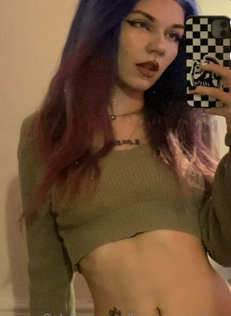 lizzylovesickfree topless onlyfans