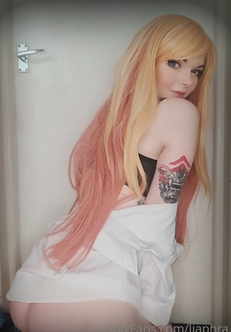 LouiseJulie onlyfans topless