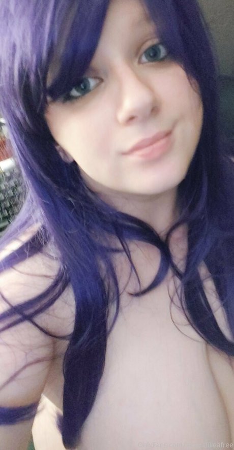 aezlealilleafree strip onlyfans