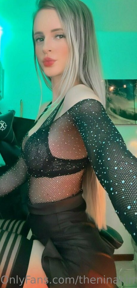 theninakim onlyfans naked