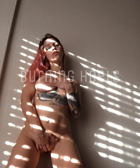 BurningHeels onlyfans nude content