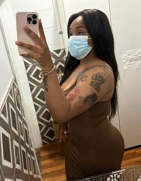 melamamiii onlyfans free