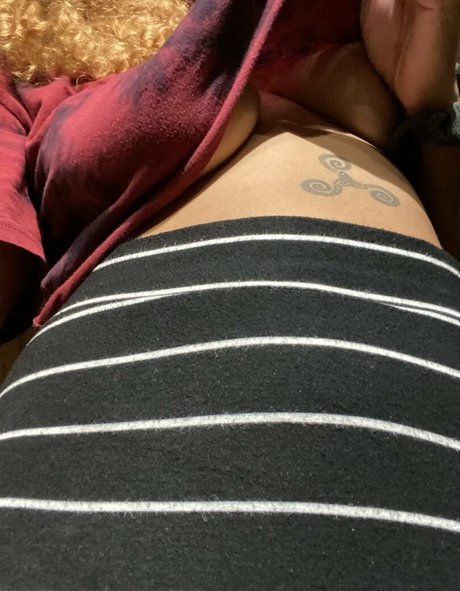 auroradaze onlyfans content