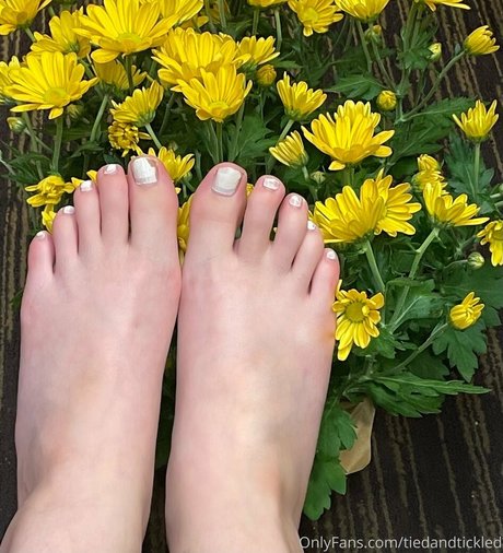 tiedandtickled onlyfans topless