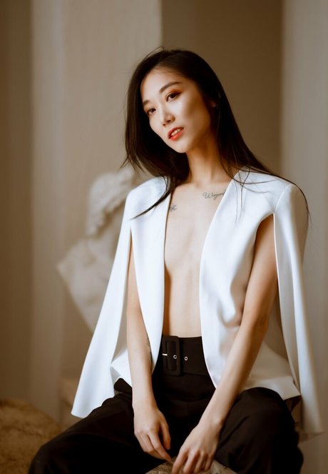 triciaisabirdy porn onlyfans