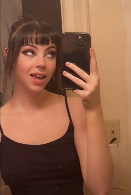 OkayGnomie Profile image