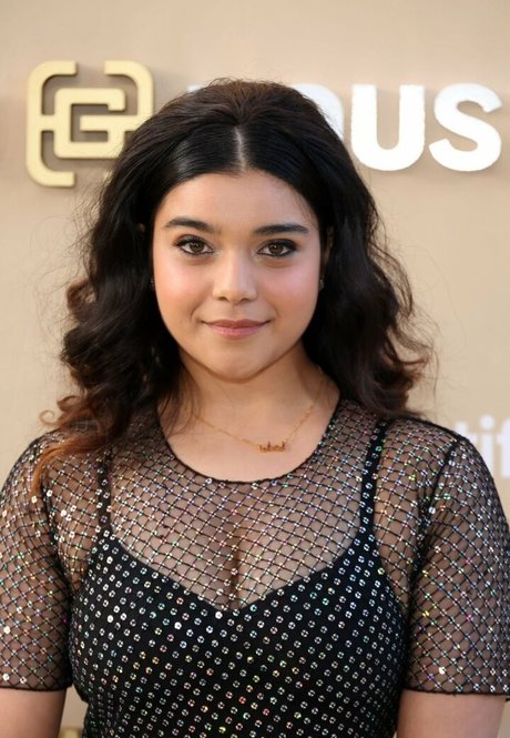 Iman Vellani boobs onlyfans