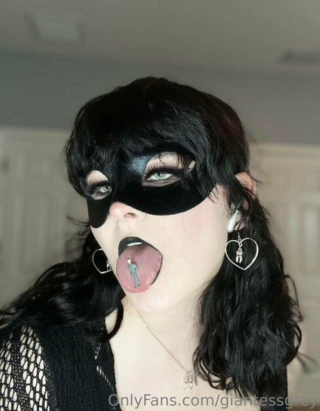 giantessgrey onlyfans porn