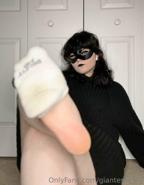 giantessgrey onlyfans leak ass