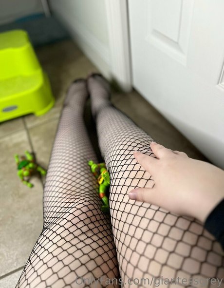 giantessgrey only fans leaked porn