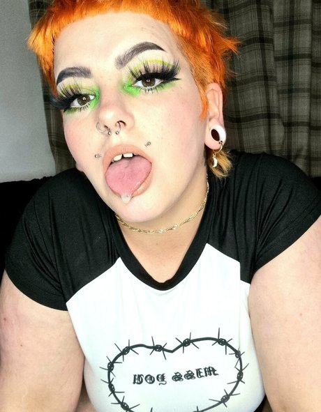 little m0th free only fans