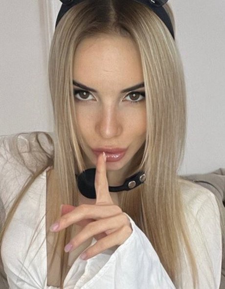 Virginal rebecca only fans pics