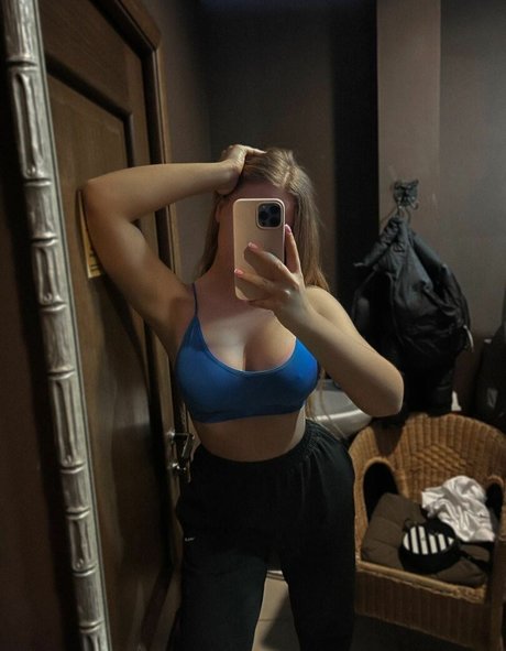 natasha westyy onlyfans fuck