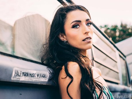 missfayevip only fans pictures