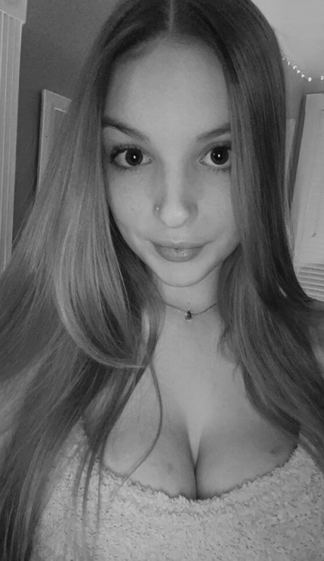 Lilly A only fans leak