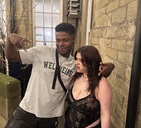 Charlotte A onlyfans creator