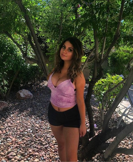 Samantha S boobs onlyfans