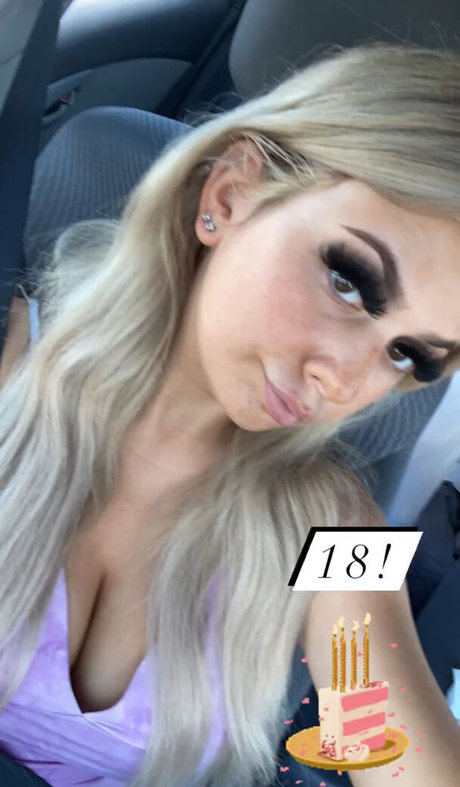 Samantha S onlyfans pics