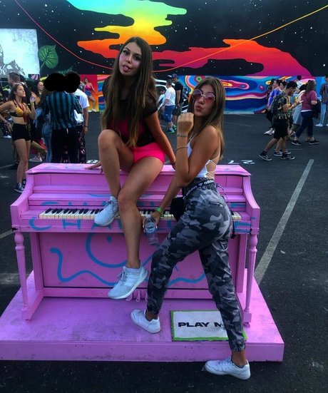 Samantha S onlyfans leaked pictures