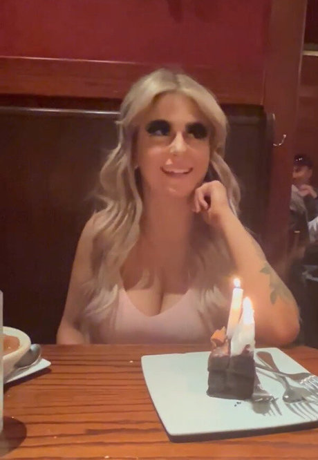 Samantha S nude onlyfans leak