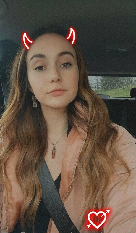 pineapplepeach onlyfans images