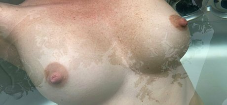 WhyteRoze leaked onlyfans nudes