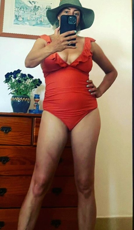 Sarah Cawood porn leaked onlyfans