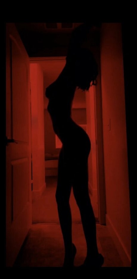 sweet nymph Profile image