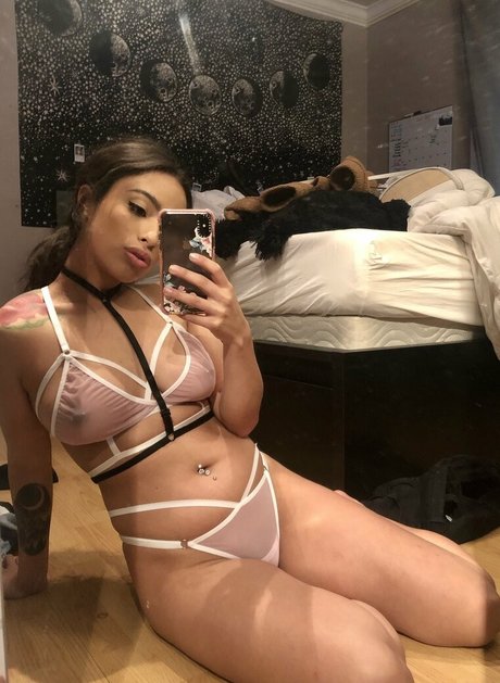 sweetlatina1 nude leaks onlyfans