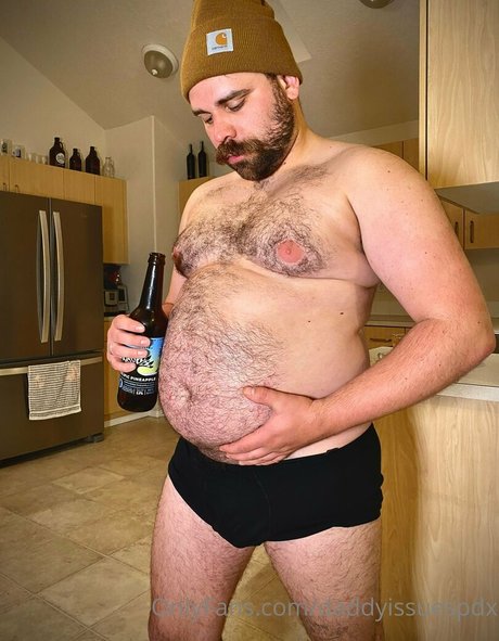 daddyissuespdx onlyfans nude