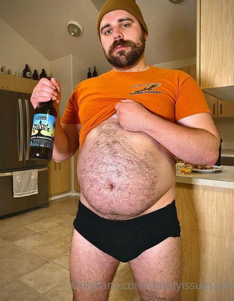 daddyissuespdx onlyfans leaked pictures